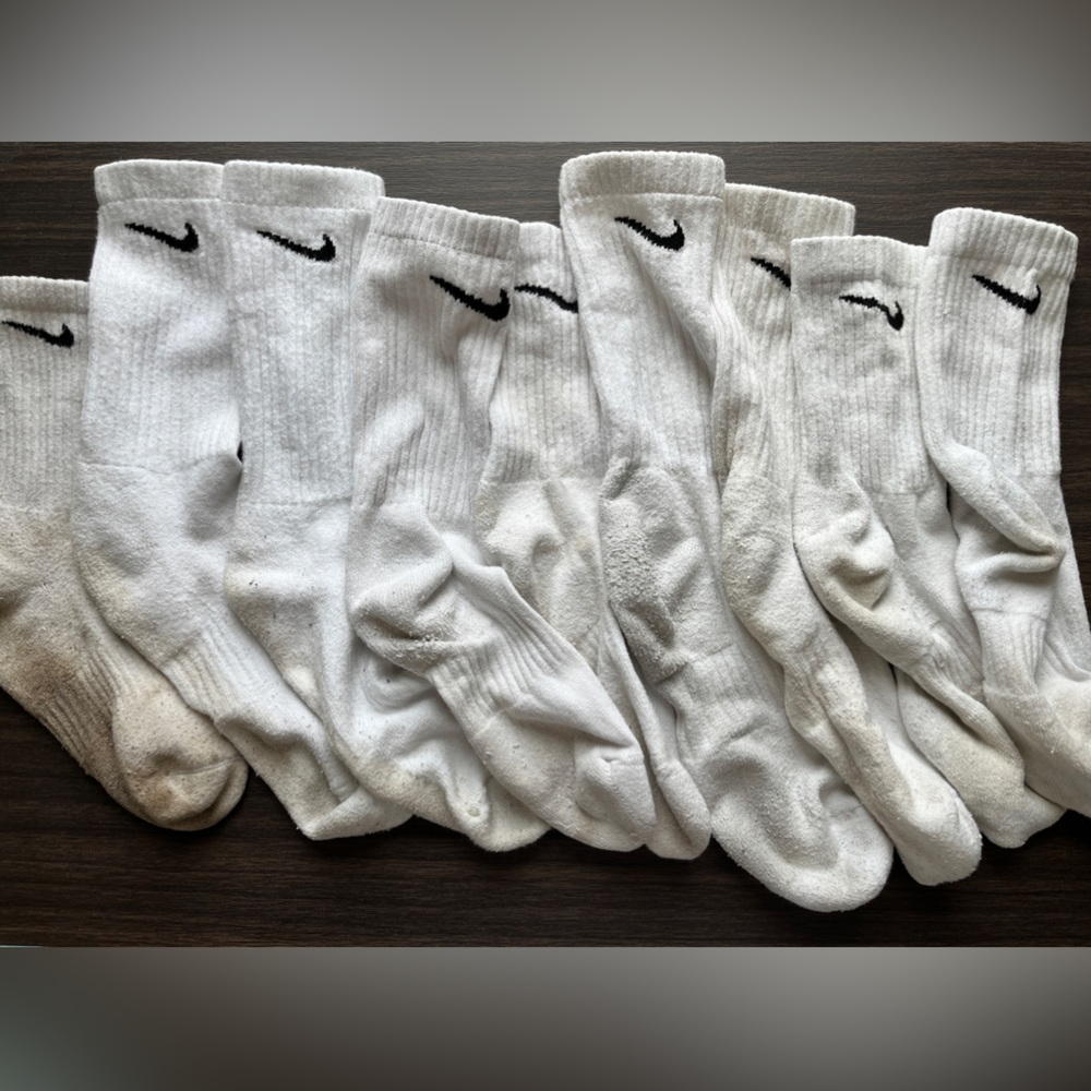 White Nike Everyday Cushioned Crew Socks